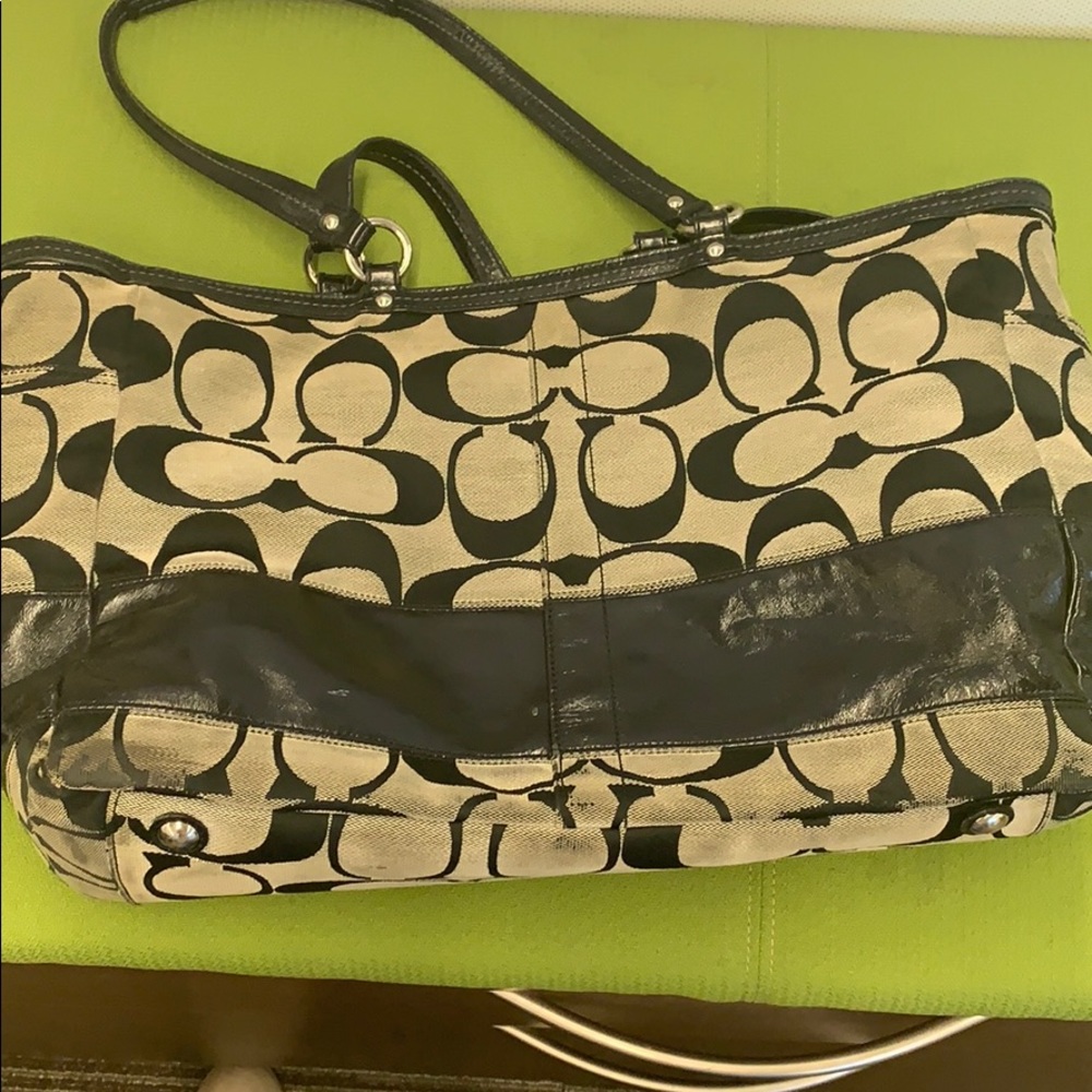 Large Coach Bag - Picture 5 of 7